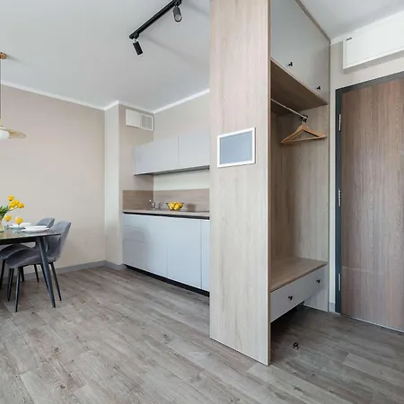 Bel Mare Spacious With Garage And Balcony By Renters شقة مينززدرويه