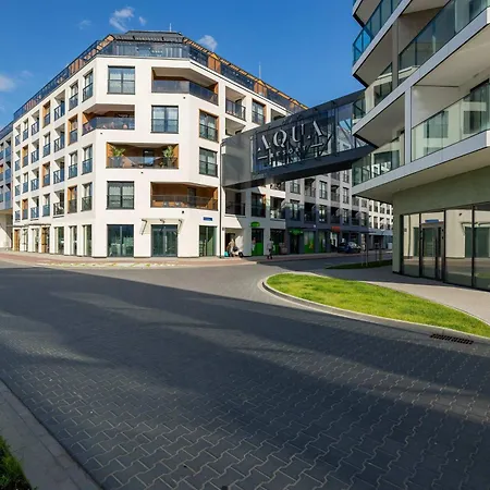 Bel Mare Spacious With Garage And Balcony By Renters شقة