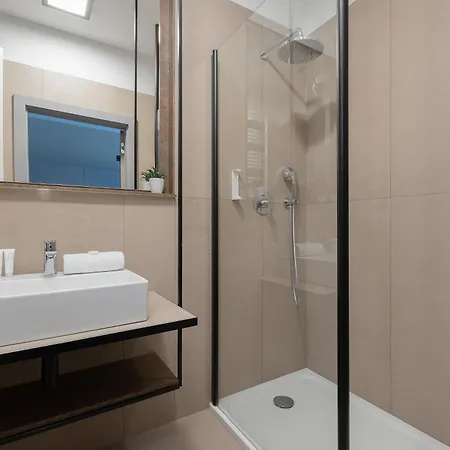 Bel Mare Spacious With Garage And Balcony By Renters Lägenhet *