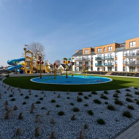 Bel Mare Spacious With Garage And Balcony By Renters Apartament Międzyzdroje