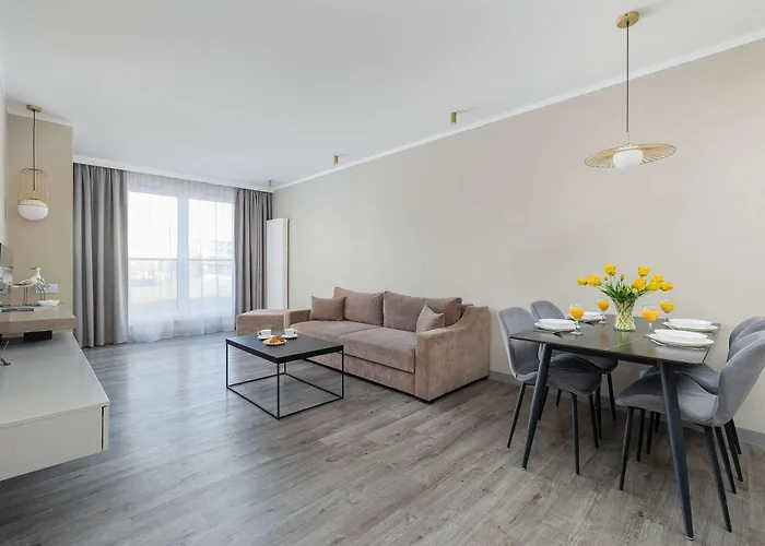 Apartamento Bel Mare Spacious With Garage And Balcony By Renters Miedzyzdroje