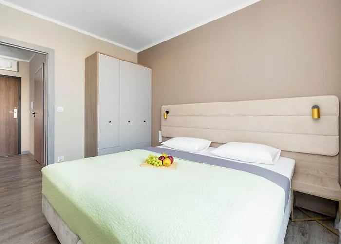 Bel Mare Spacious With Garage And Balcony By Renters Apartamento *