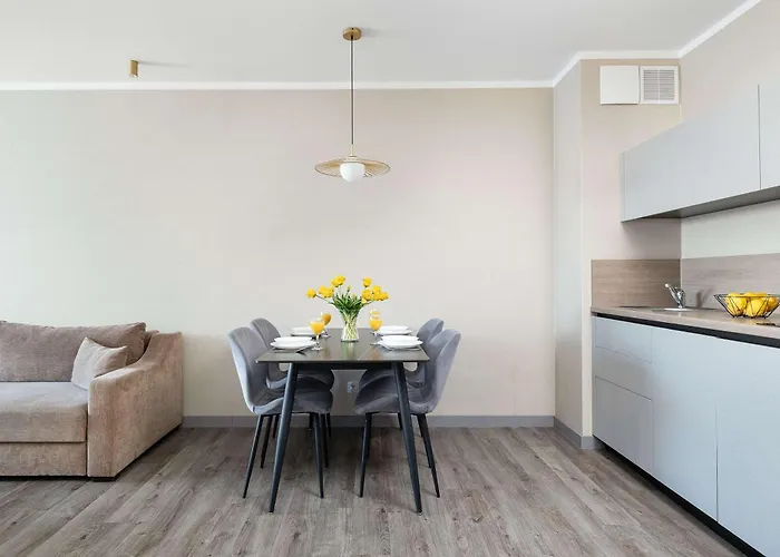 Apartamento Bel Mare Spacious With Garage And Balcony By Renters *