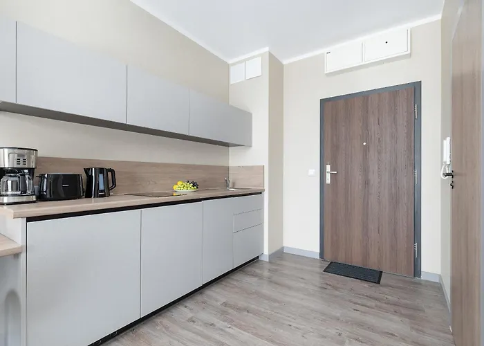 Bel Mare Spacious With Garage And Balcony By Renters Apartamento *