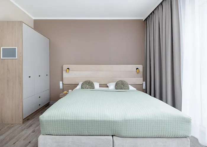 Apartamento Bel Mare Spacious With Garage And Balcony By Renters